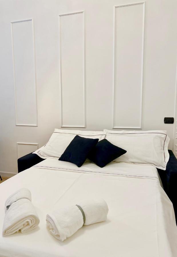 Fiorentine Relais Napoli Bagian luar foto