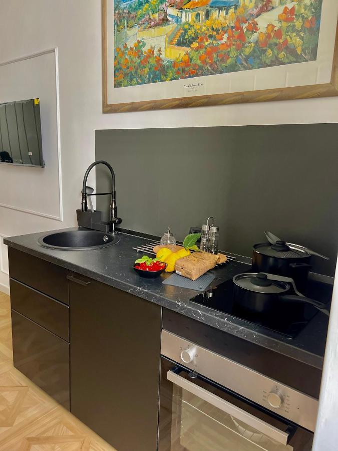 Fiorentine Relais Napoli Bagian luar foto